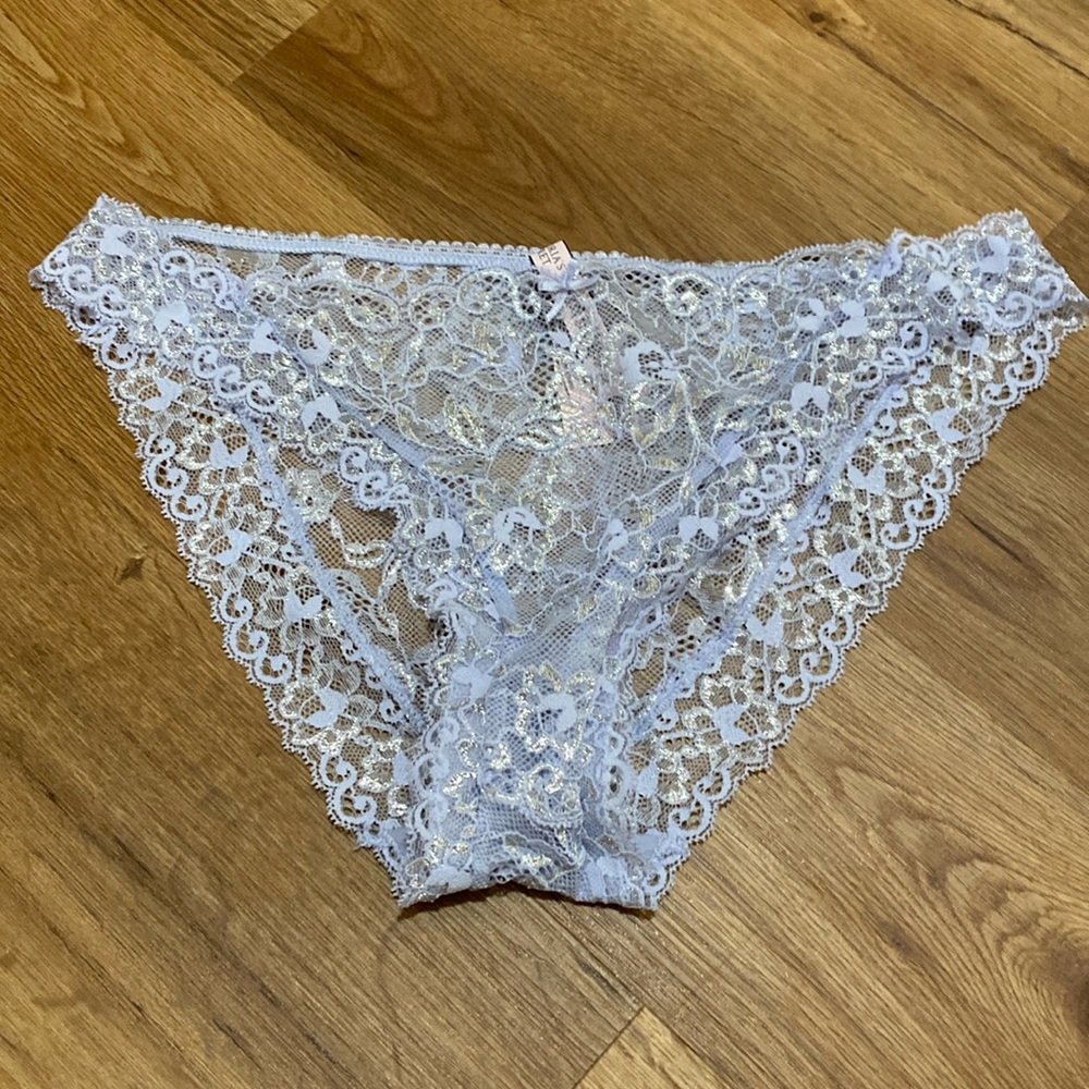 NWT Victorias Secret Underwear/Panties Size Large